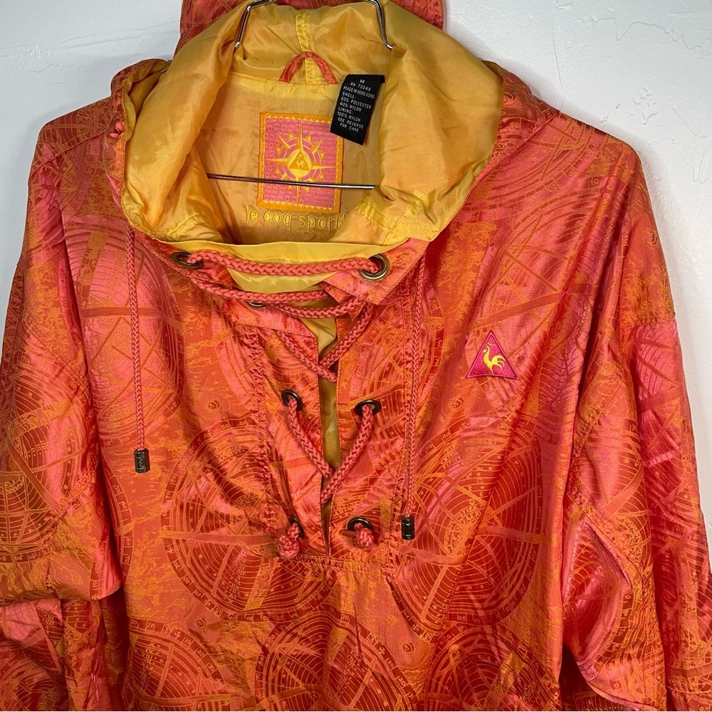 Le Coq Sportif Rare Celestial Compass Print Vibrant Orange and Pink Windbreaker - Picture 5 of 13